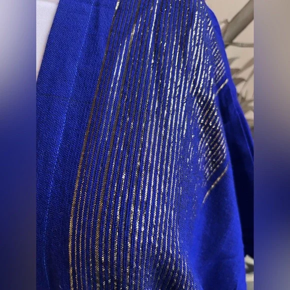 Blue kaftan with Gold Accents - Picture 6 of 6